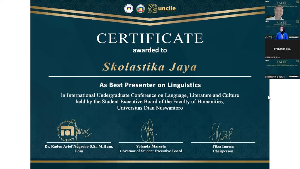 Penyerahan sertifikat best presenter on Linguistics